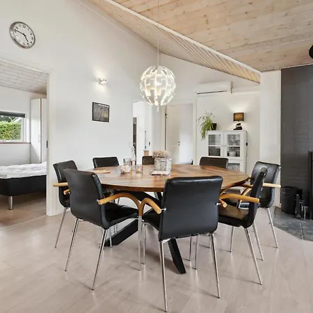 Сasa de vacaciones Cozy In Toftlund With Kitchen Arrild