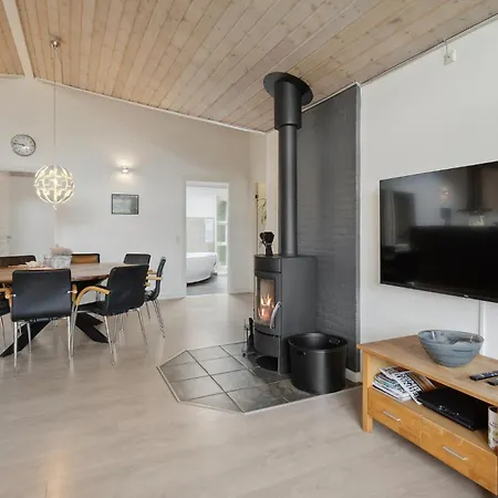 Сasa de vacaciones Cozy In Toftlund With Kitchen Arrild